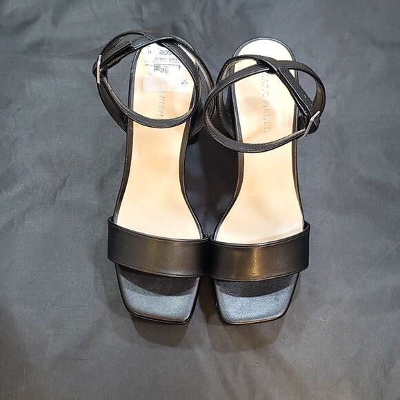 MARC FISHER WOMEN'S PLATFORM HEELED SANDAL - Picture 2 of 14